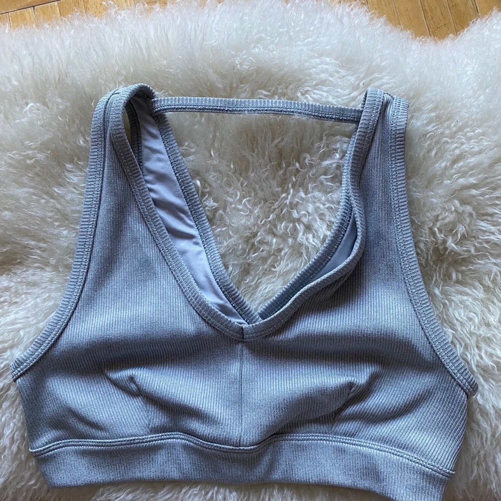 Alo Yoga Sports Bra